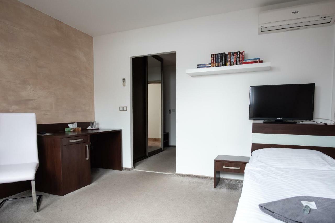 Penzion u Trávníčka Modřice Exterior foto